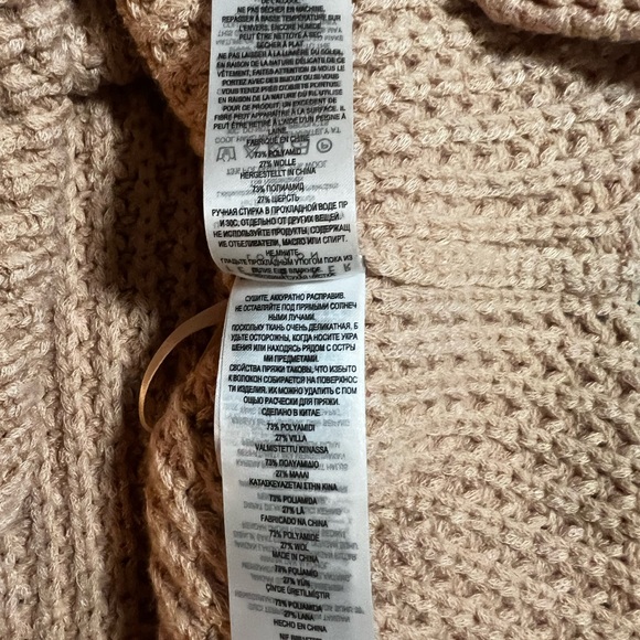 Ted Baker Tan Chunky Waffle Knit Turtleneck Balloon Sleeve Sweater size is S - Picture 7 of 12